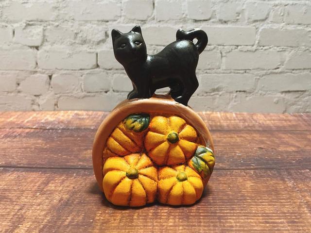 【ナチュラルキッチン】オブジェ黒猫と植木鉢カボチャ／税込330円