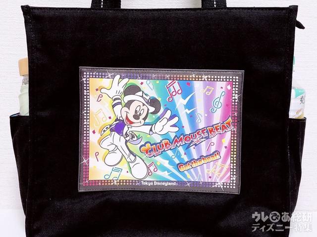 両サイドの外ポケットが便利! 