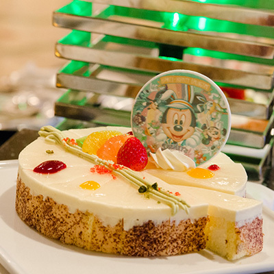 2016年“ディズニー・イースター”ランチブッフェ／ディナーブッフェ｜東京ディズニーランドホテル「シャーウッドガーデン・レストラン」