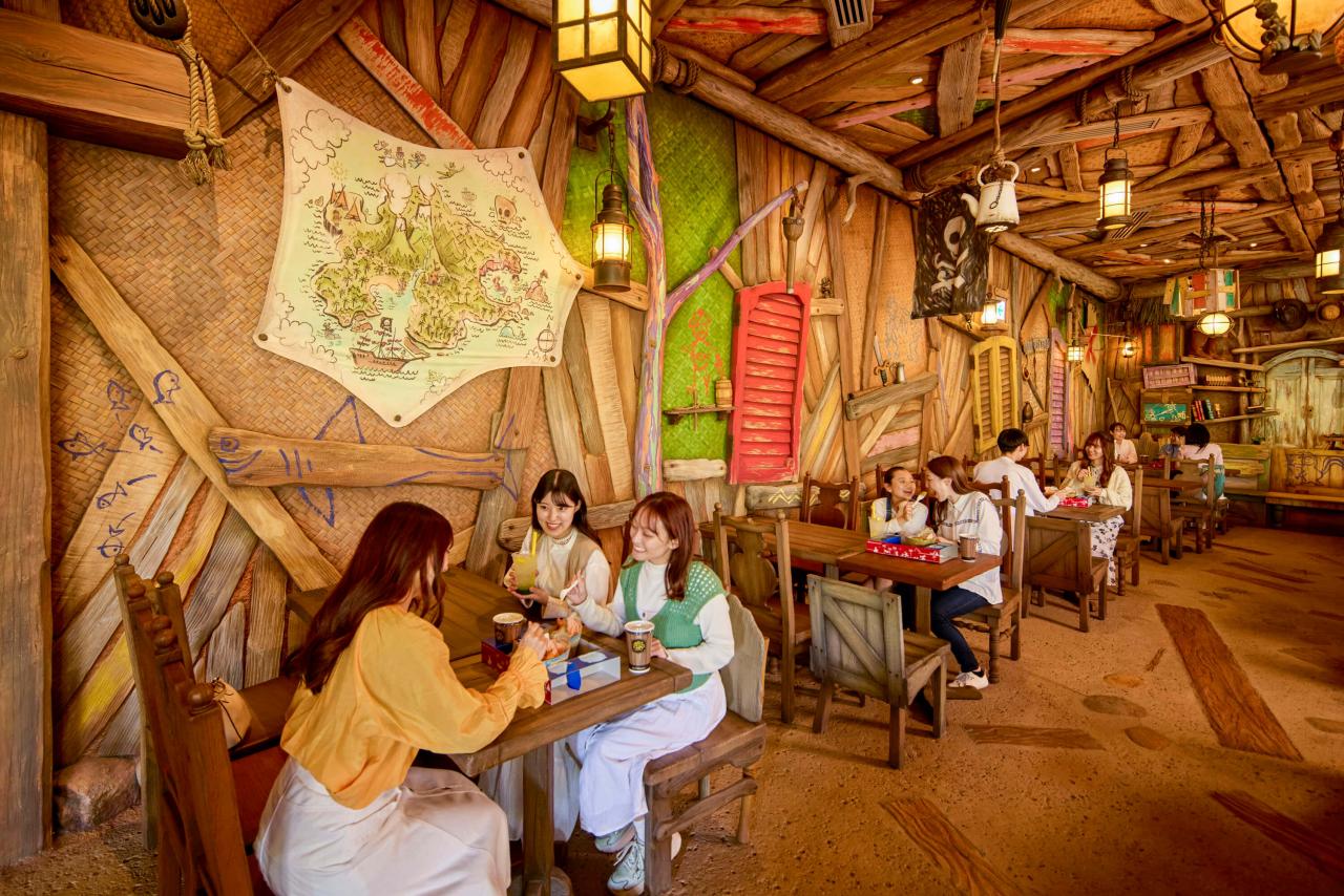 ディズニー新エリア「ピーターパンの新レストラン」は内装もメニューも
