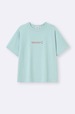 【GU×パペットスンスン】「グラフィックT パペットスンスン」1,490円/フロント部分もシンプルだけど遊び心ある!