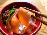 【はま寿司 寿司屋のまぐろサーモン丼】脂ののったサーモン
