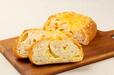 【ケーゼブロート　524円（1/2カット）】コクのあるチーズの味わいと、軽い食感が特徴