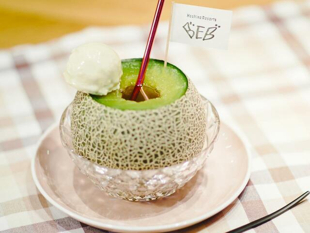 【BEB5土浦】メロンまるごとクリームソーダ