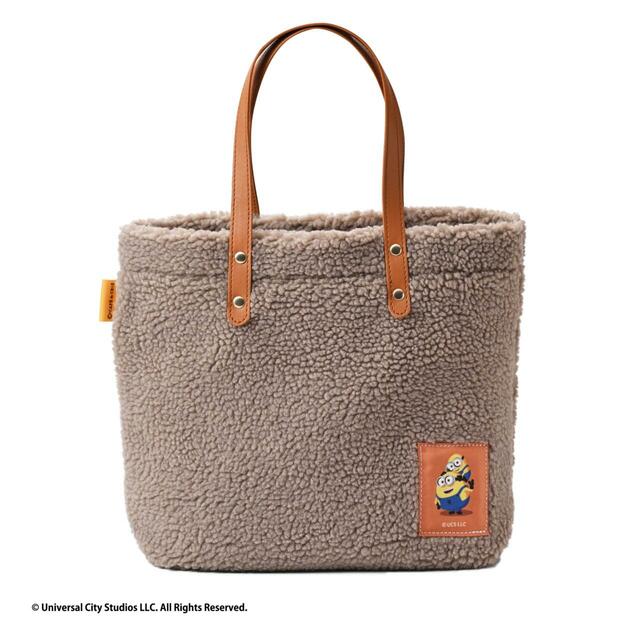 「ボアバッグ」＜サイズ：幅約29cm×高さ38cm×マチ7.5cm＞【【ミニオン×カフェ・ド・クリエ】ミニオンの“ふわもこバッグ”にグッズや商品券が詰まった「ハッピーバッグ」予約受付中！】