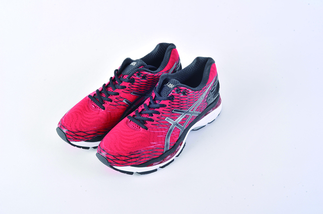 ASICS LADY GEL-NIMBUS18