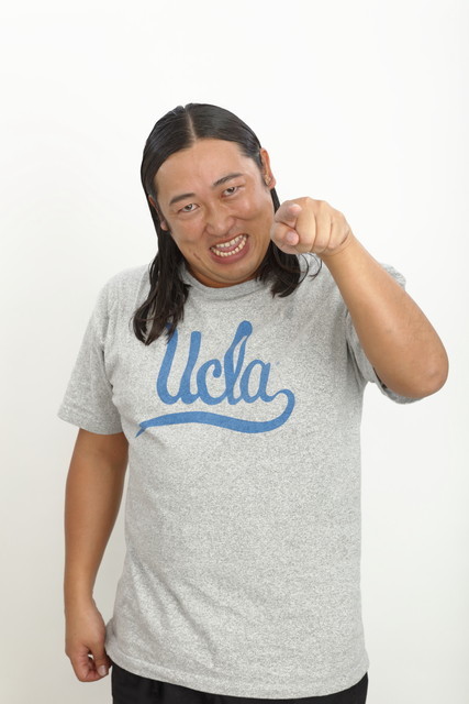 秋山竜次(ロバート)　©2017 YD Creation