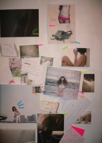 写真展「脱いでみた」