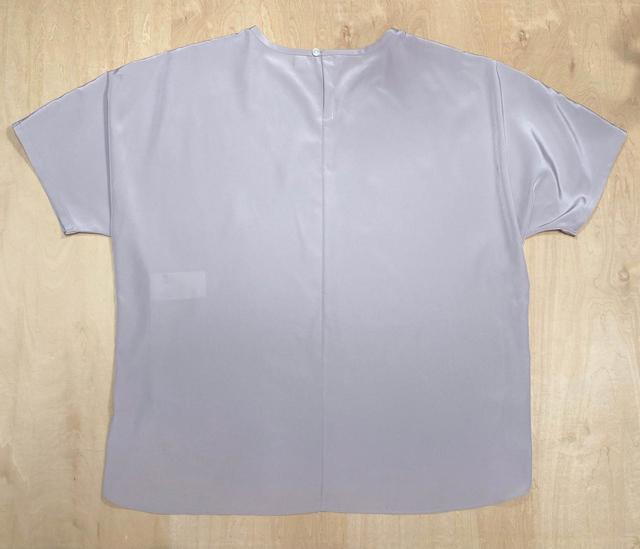 【UNIQLO（ユニクロ）】シルフィールブラウス（半袖）／税込1,990円