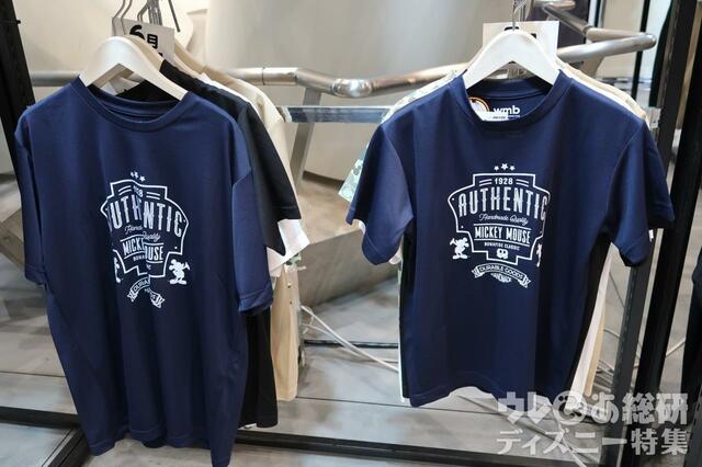 DisneyTシャツ(大人用)980円/Disneyドライ半袖Tシャツジュニア(キッズ用)780円