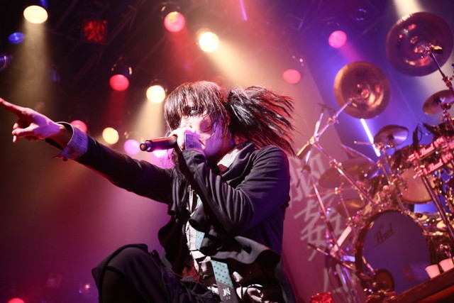 DEZERT　　撮影：小林裕和