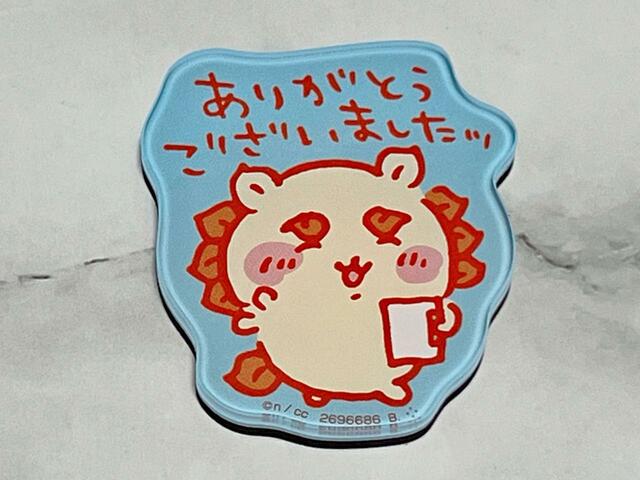 6．シーサー：くりまんじゅうに勉強を教わった後でしょうか？お礼を言っている礼儀正しいシーサーがキュート♪