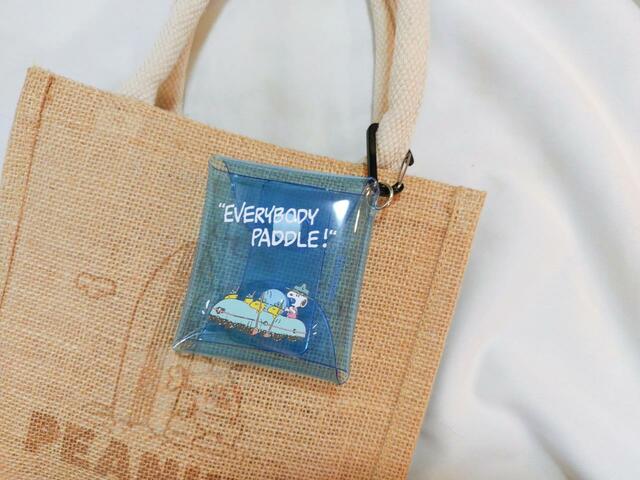 バッグにつけることができる!【デコホーム商品】クリアマルチケース SS(スヌーピー JC02)価格:699円