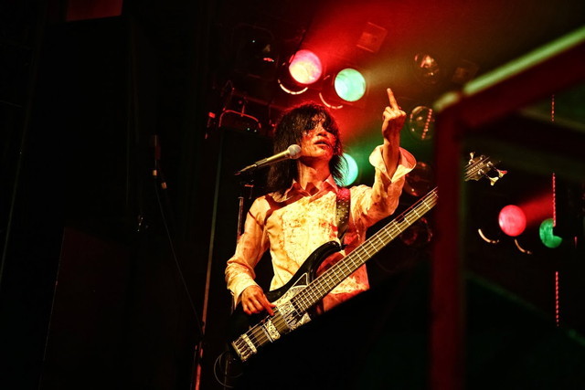 DEZERT　　撮影：小林裕和