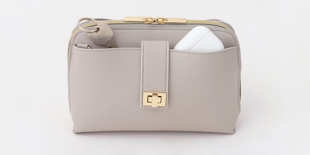 【NATURAL BEAUTY BASIC】ターンロックがバッグのアクセントに！