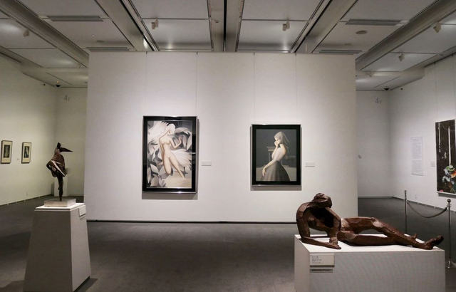 第３章「東郷青児（1897〜1978）」会場風景