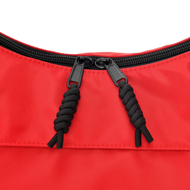 ミッキー ショルダーバッグ カラビナ付き ハーフムーン レッド パラコード Casual Bag 4,000円