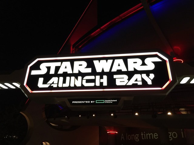 2015年11月16日よりスタート、「STAR WARS LAUNCH BAY」