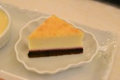 ブルーベリーを使ったチーズケーキ