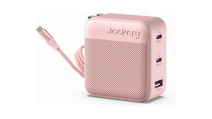 GW旅行の必需品は、Jackeryの「ハイパワー・コンパクト・桜色」な強
