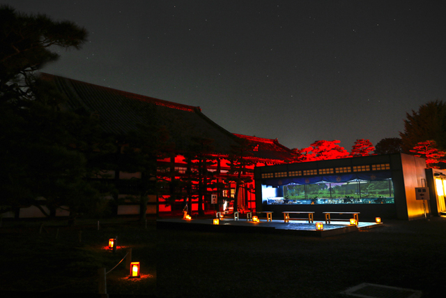 京都・元離宮二条城で開催の「アートアクアリウム城」