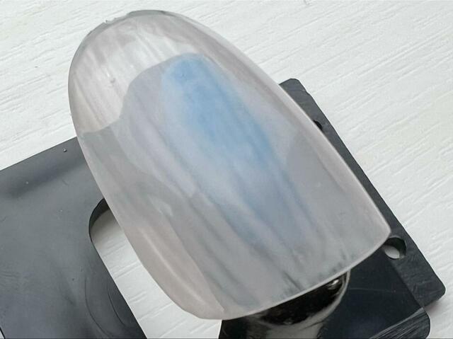 【NAILS.INC（ネイルズインク）45 SECOND SPEEDY Made In Marylebone グレー】1度塗りだと透け感がある