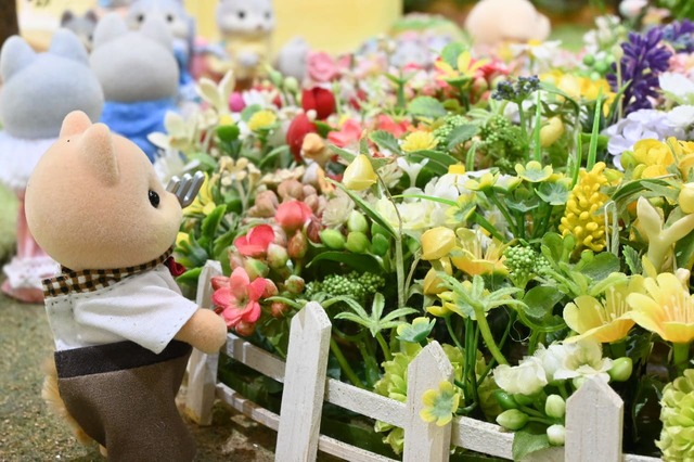 【シルバニアファミリー展40th】お花を育てるキャラメルイヌのお父さん