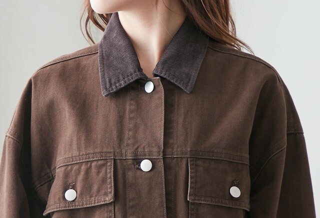 ユニセックスブラウンワークジャケット「ライオン・キング/スカー」｜￥ 9,990 （税込）