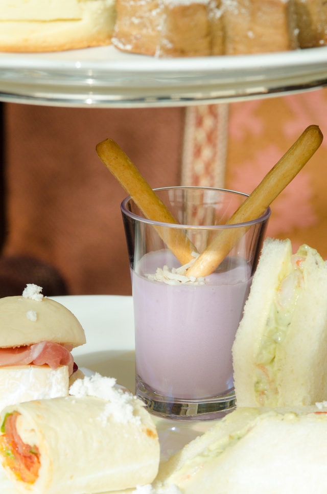 「ドリーマーズ・ラウンジ」“アナとエルサのフローズンファンタジー”アフタヌーンティーセット~エルサ~|東京ディズニーランドホテルホテル 2016年「アナとエルサのフローズンファンタジー」