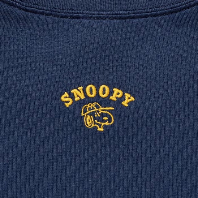 ピーナッツ チャーリー・ブラウンズ・ベースボール・チーム スウェットシャツ｜2,990円｜ユニクロUT「ピーナッツ チャーリー・ブラウンズ・ベースボール・チーム」コレクション