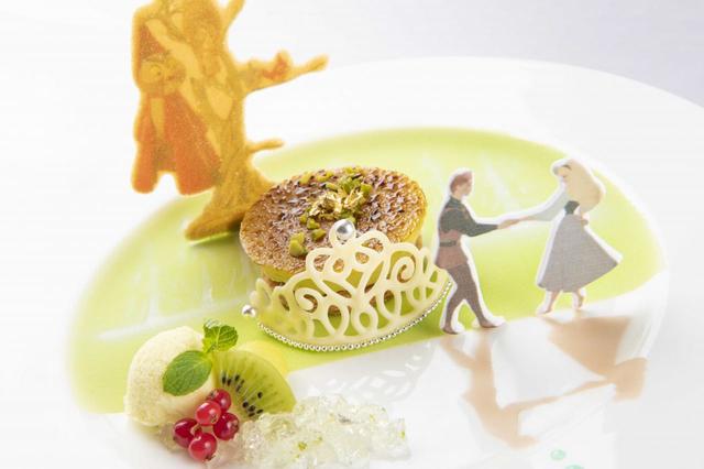 フェイバリットセレクション（ピスタチオのアイスクリームブリュレ パイナップルソルベを添えて）