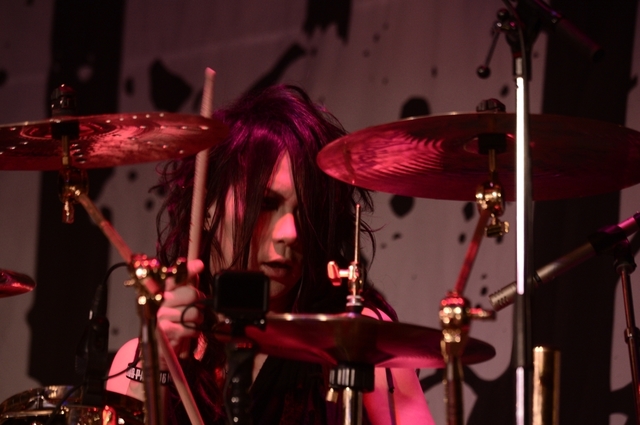 NOCTURNAL BLOODLUST・Natsu（Dr） 