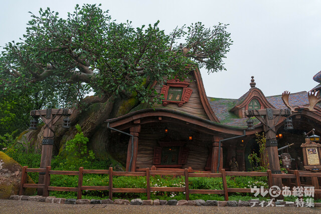 東京ディズニーシー「ファンタジースプリングス」内「スナグリーダックリング」