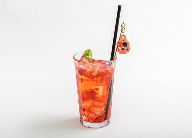 ＜ハーツラビュル寮＞ イチゴ入りローズウォーター