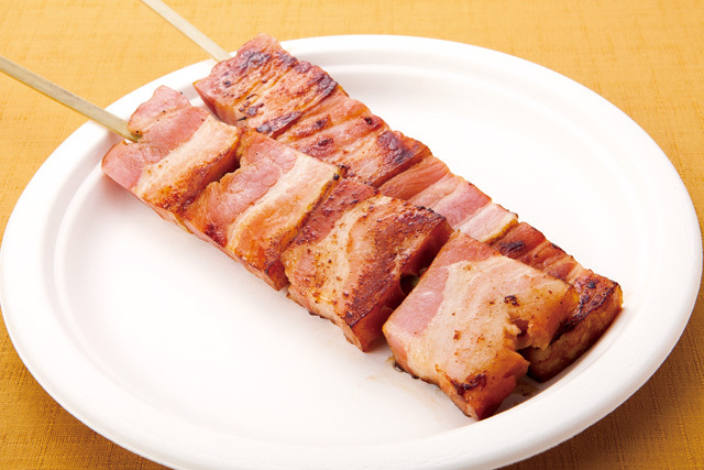 羽生PA（上り）  厚切りベーコン串　460円