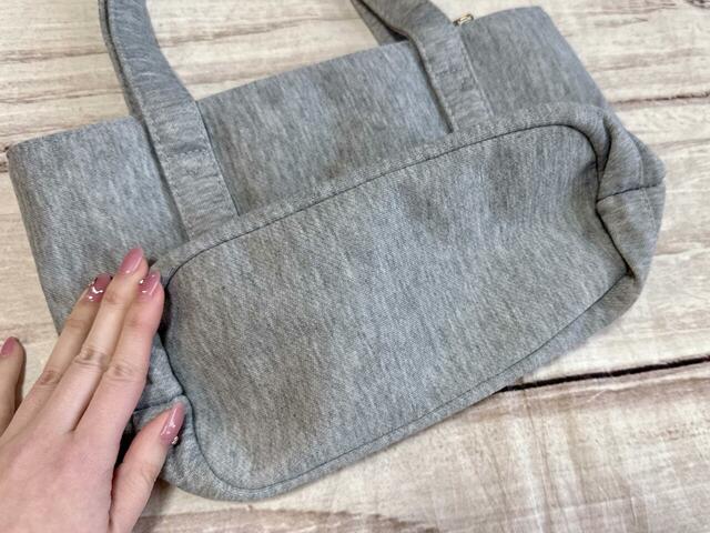 マチ広なため、収納力も抜群です！