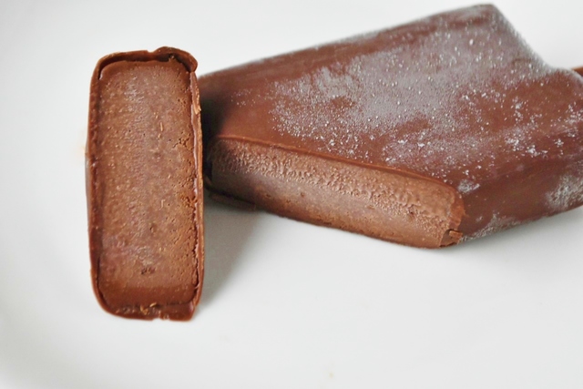 凍らせたガトーショコラを食べているような食感！