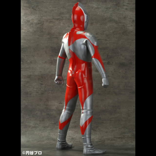 『究極造形シリーズSP　ウルトラマンCタイプ　劇中カラーVer.』 背面(1)　(C)円谷プロ