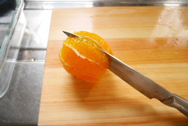 【冷凍フルーツ オレンジ】実を切り離します