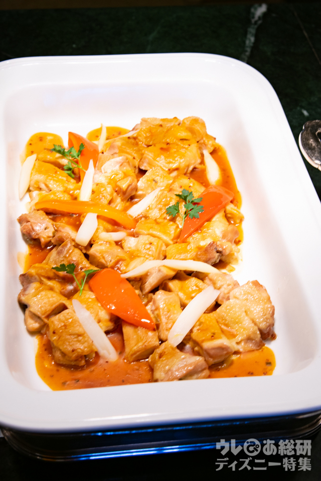 “ディズニー・イースター”ディナーブッフェ|東京ディズニーランドホテル「シャーウッドガーデン・レストラン」