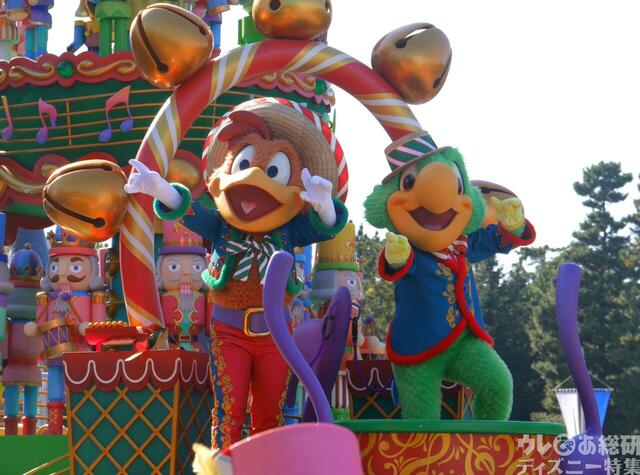 東京ディズニーランド「トイズ・ワンダラス・クリスマス！」の模様：東京ディズニーリゾートのクリスマス