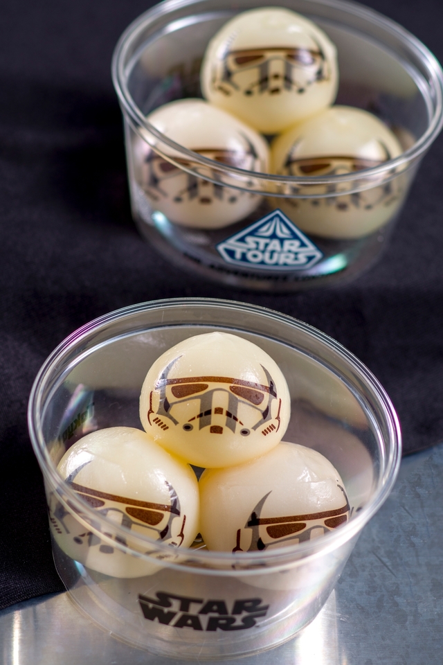 ストームトルーパーもち 360円｜東京ディズニーランド