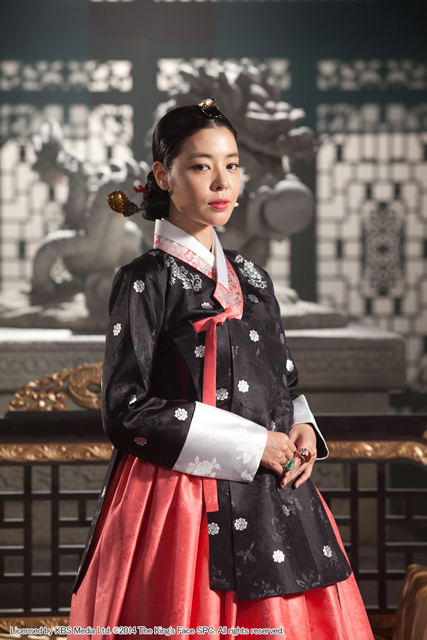 『王の顔』キム・ギュリ Licensed by KBS Media Ltd. © 2014 The King's Face SPC. All rights reserved.