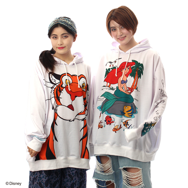 【Disney Princess】リトル・マーメイド　アラジン ＢＩＧサイズパーカー　5,184円(税込)