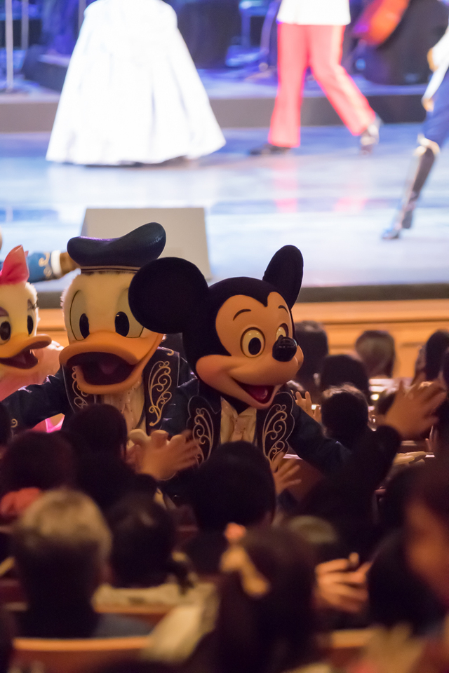 バレンタイン・ナイト 2016バレンタイン・ナイト 2016 「Season of the Heart」 ミッキーマウス ドナルドダック デイジーダック 撮影:YOSHI