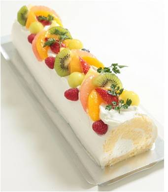 京橋千疋屋「ロングフルーツロール」5,400円