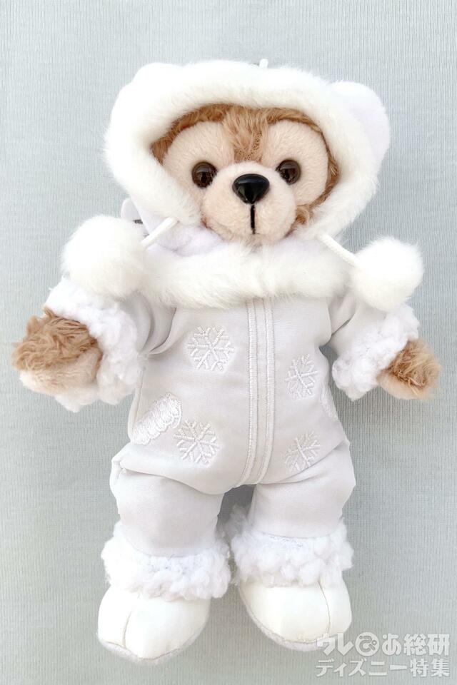 「ダッフィー＆フレンズのホワイト・ウィンタータイム・ワンダーズ」ぬいぐるみバッジ