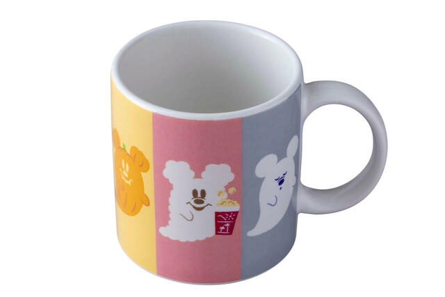 パンプキンプリン、スーベニアカップ付き 1,200円｜東京ディズニーリゾート「ディズニー・ハロウィーン」スペシャルメニュー｜販売店舗：東京ディズニーランド「トゥモローランド・テラス」、東京ディズニーシー「ザンビーニ・ブラザーズ・リストランテ」｜販売期間：2025年9月16日（火）〜10月31日（金）