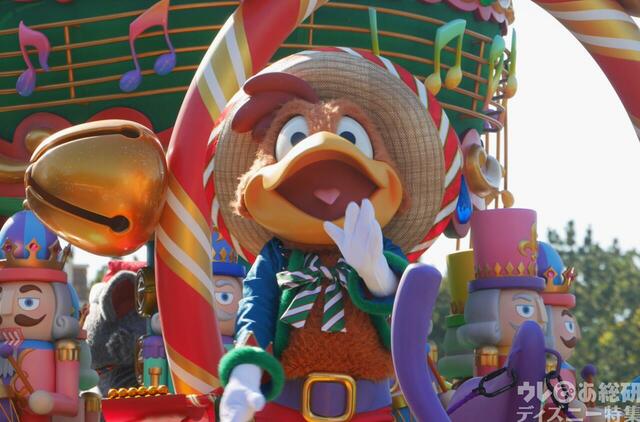 東京ディズニーランド「トイズ・ワンダラス・クリスマス！」の模様：東京ディズニーリゾートのクリスマス