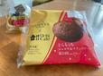 【ローソン×GODIVA Uchi Café×GODIVA どらもっち ショコラ＆フランボワーズ】376円（税込）、281kcal